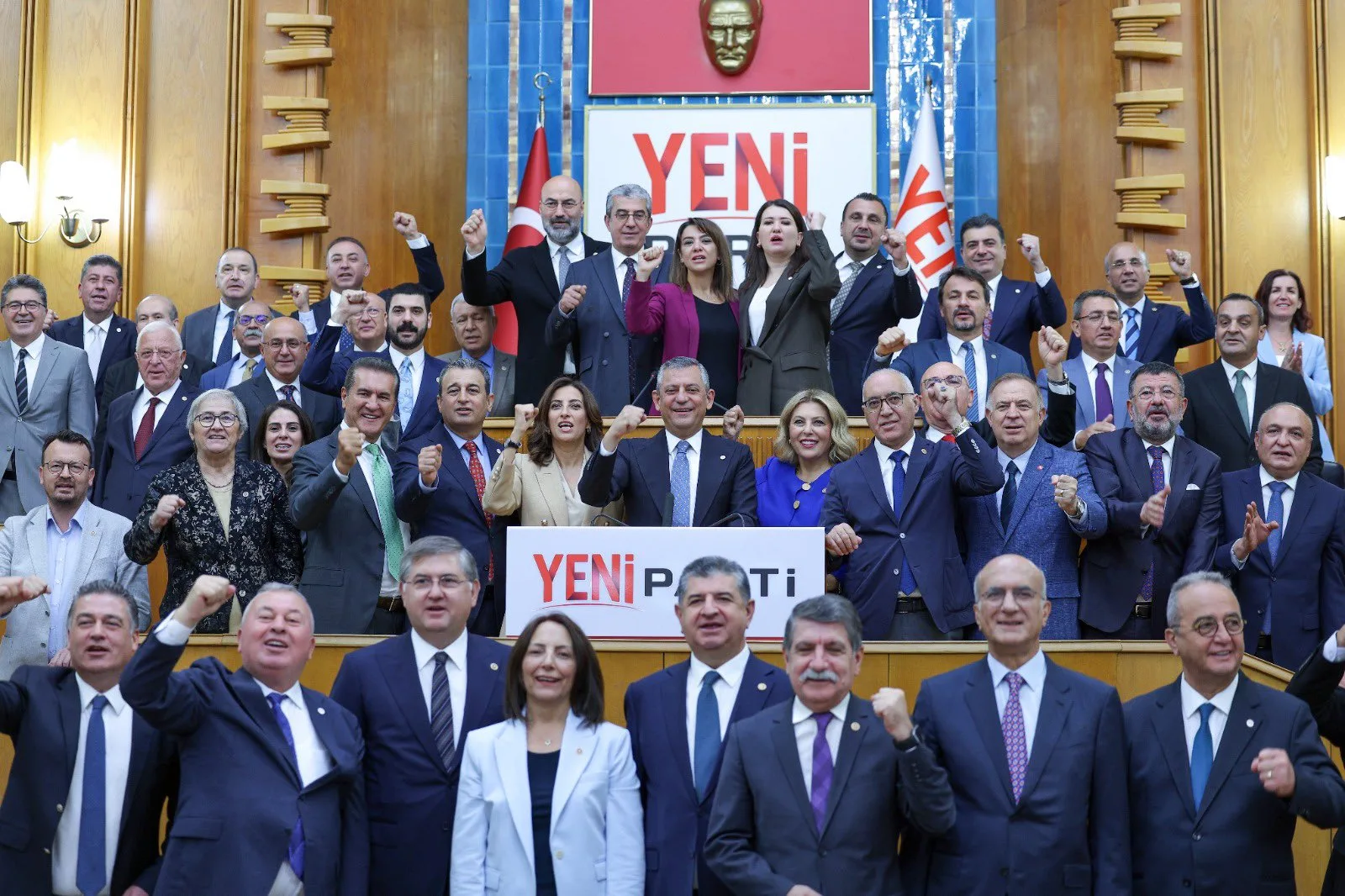 YENİ Parti İlk Kapalı Grup Toplantısını Gerçekleştirdi: "Kuruluşumuzu Tamamladık"