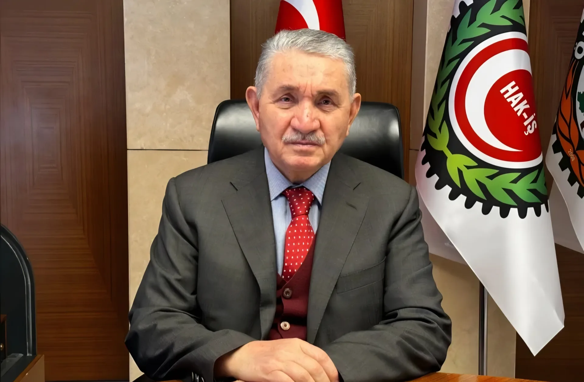 Öz Orman-İş'ten Kritik Orman Yangınları Uyarısı: "En Güçlü Söndürme Uçağı Hiç Çıkmayan Yangındır"