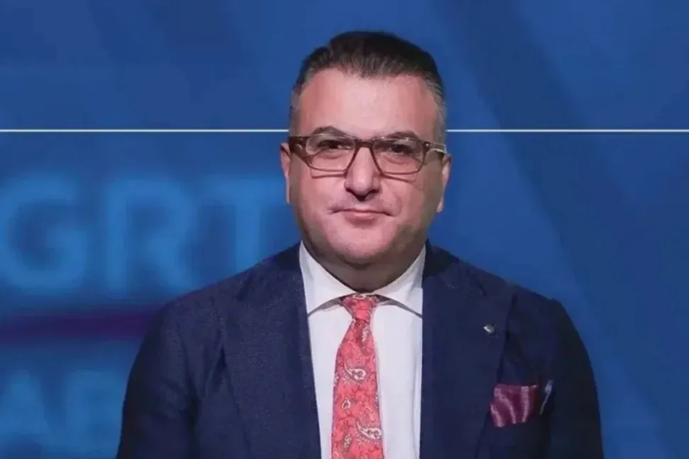 Gazeteci Cem Küçük Gözaltına Alındı